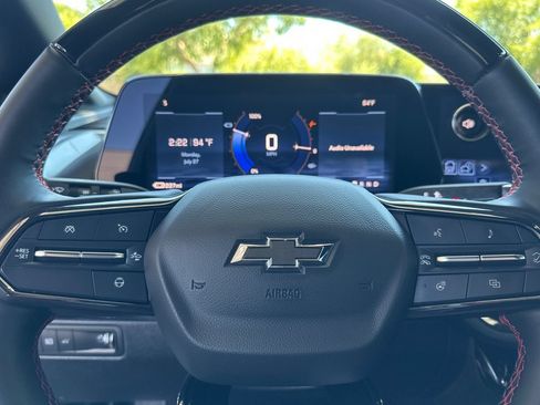Used 2024 Chevrolet Equinox EV RS FWD image 32