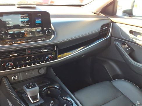 Certified 2023 Nissan Rogue SL w/ SL Premium Package image 15