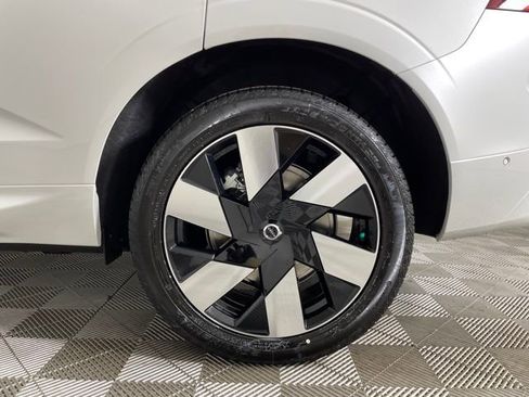 Certified 2024 Volvo XC60 T8 Plus w/ Protection Package AWD/4WD image 42