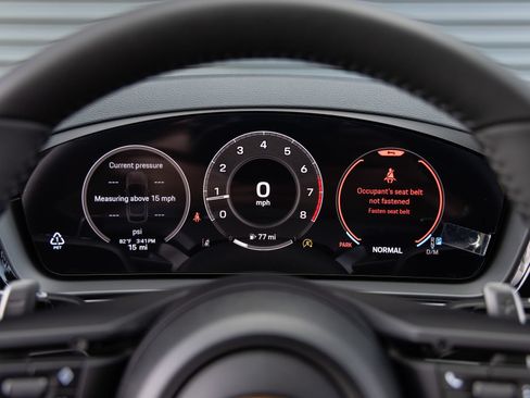 Certified 2026 Porsche Cayenne Coupe AWD/4WD image 13