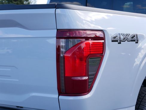 Used 2025 Ford F150 XLT w/ Equipment Group 303A High AWD/4WD image 17