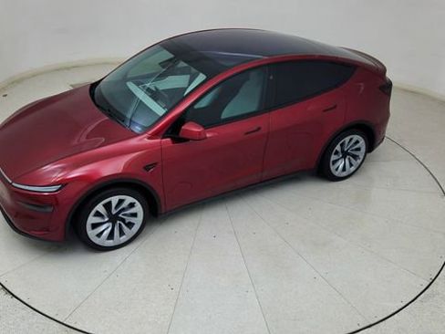 Used 2026 Tesla Model Y AWD image 77