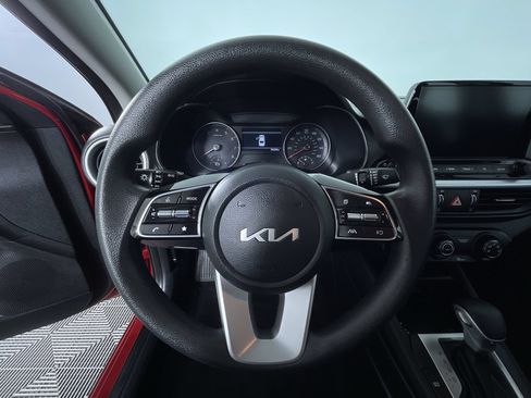 Used 2023 Kia Forte LXS FWD image 15