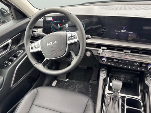 New 2025 Kia Telluride S image 14
