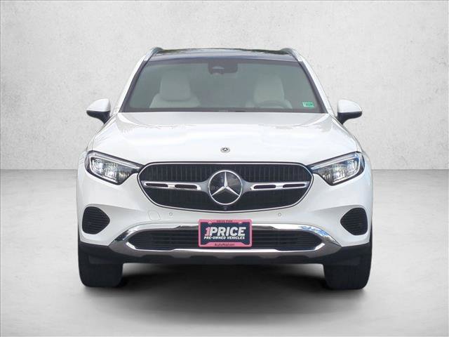 Used 2024 Mercedes-Benz GLC 300 4MATIC image 2