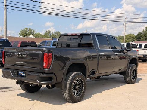 Used 2020 GMC Sierra 2500 Denali w/ Denali Ultimate Package AWD/4WD image 3