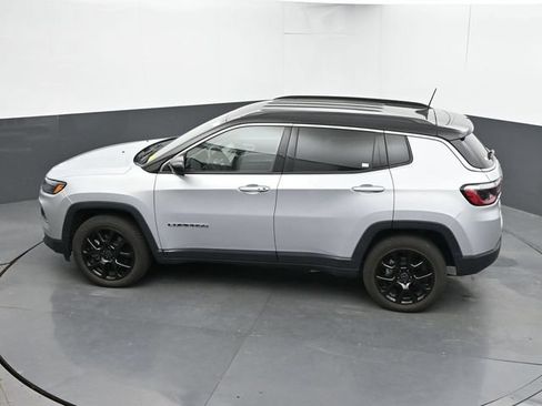 Used 2025 Jeep Compass Limited AWD/4WD image 41
