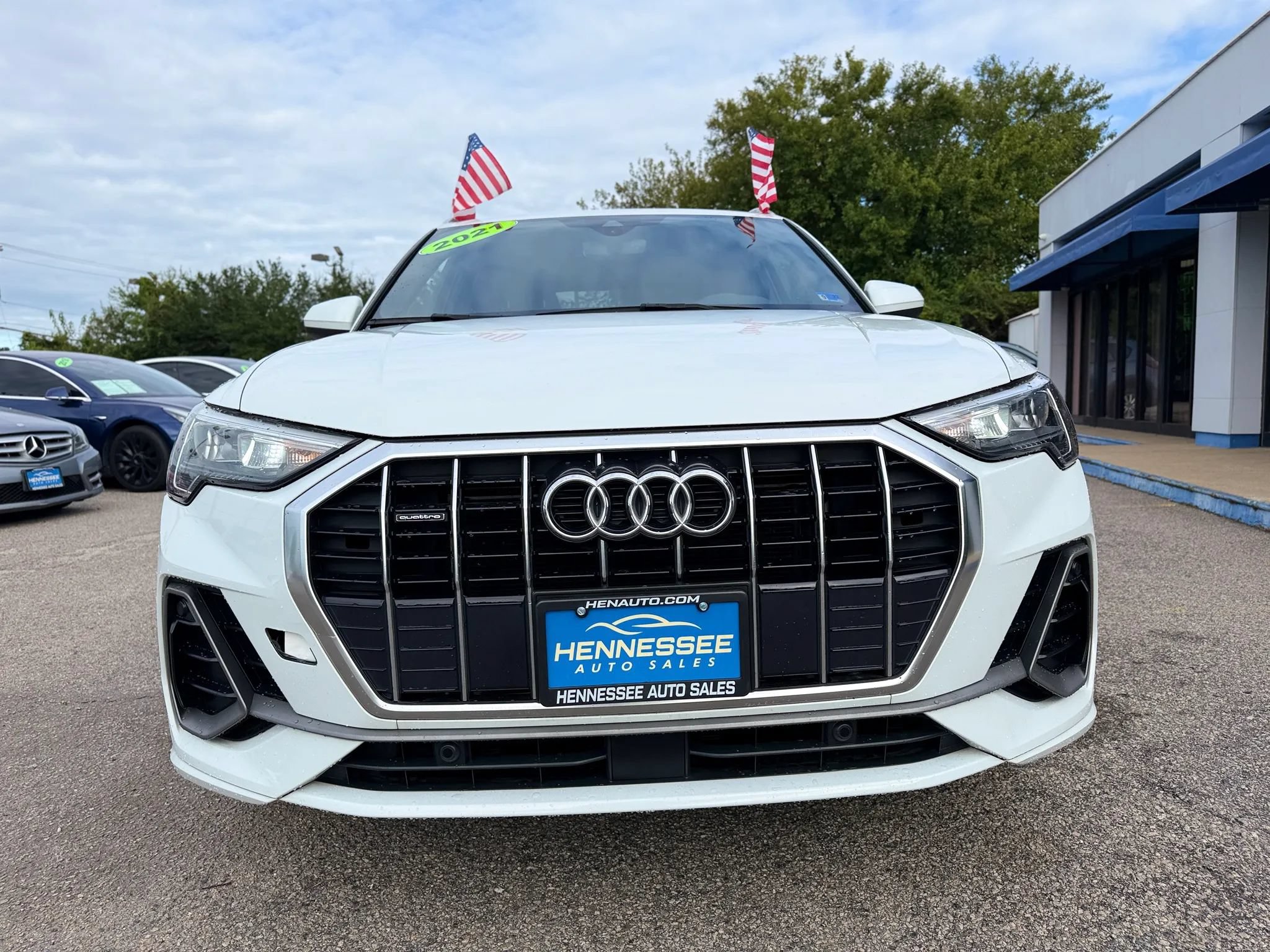 Used 2021 Audi Q3 2.0T Premium w/ Convenience Package AWD/4WD image 3