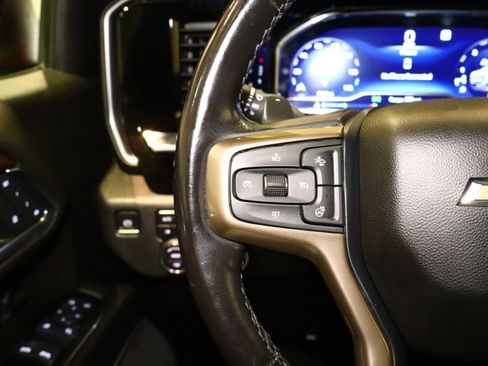 Used 2023 Chevrolet Silverado 1500 High Country w/ Z71 Off-Road Package image 12