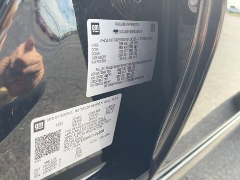 Used 2024 Chevrolet Silverado 1500 LT Trail Boss w/ Convenience Package II image 32