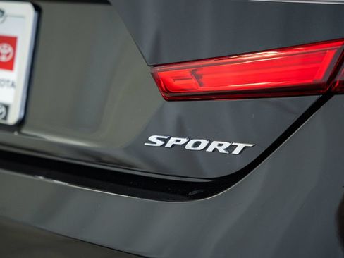 Used 2022 Honda Accord Sport image 7