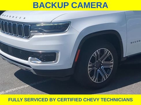Used 2024 Jeep Wagoneer Series II w/ Flexible Seating Group AWD/4WD image 15