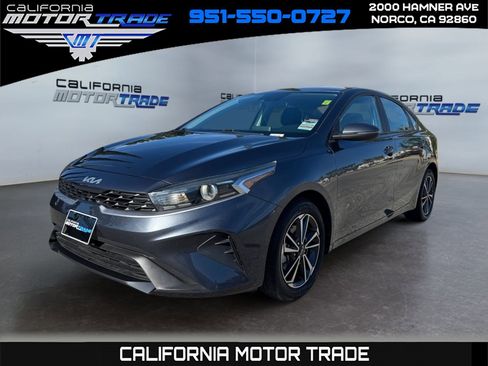 Used 2022 Kia Forte LXS w/ LXS Technology Package image 1