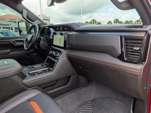 Used 2024 GMC Sierra 2500 AT4 w/ AT4 Premium Plus Package image 19