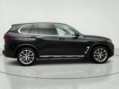 Used 2024 BMW X5 xDrive40i w/ Premium Package AWD/4WD image 4