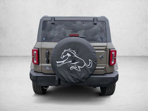 New 2026 Ford Bronco Outer Banks image 7
