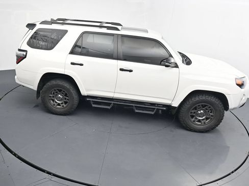 Used 2020 Toyota 4Runner Venture w/ Moonroof Package AWD/4WD image 27