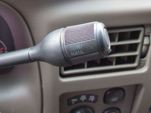 Used 2004 Ford Excursion Eddie Bauer image 29