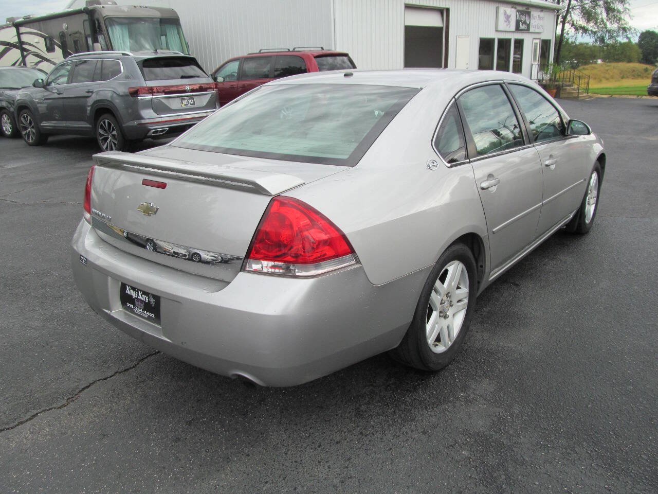 Used 2007 Chevrolet Impala LT FWD image 4