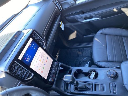 New 2025 Ford Ranger Lariat w/ Advanced Towing Package image 24