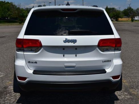Used 2015 Jeep Grand Cherokee Laredo w/ Quick Order Package 23E AWD/4WD image 9