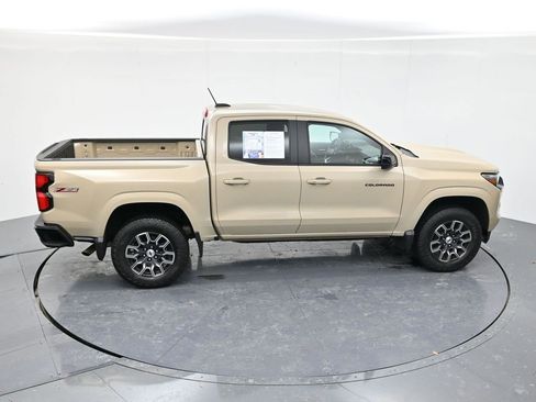 Used 2023 Chevrolet Colorado Z71 w/ Z71 Convenience Package 2 image 34
