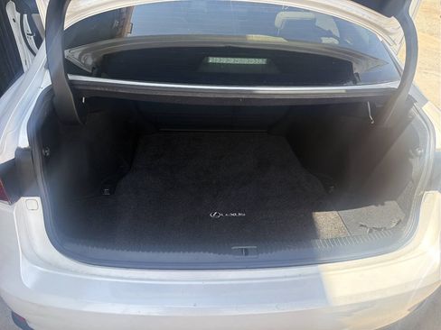 Used 2018 Lexus IS 300 AWD w/ Comfort Package image 13