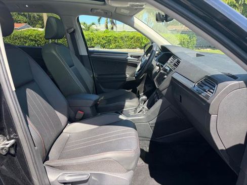 Used 2024 Volkswagen Tiguan Wolfsburg Edition FWD image 12