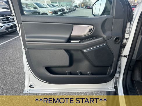 Certified 2025 Ford Expedition Active image 11