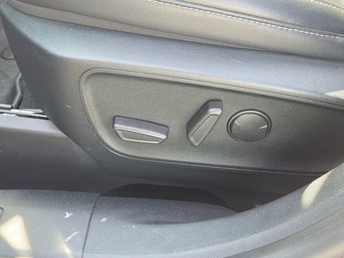 Used 2020 Ford Escape SEL image 27