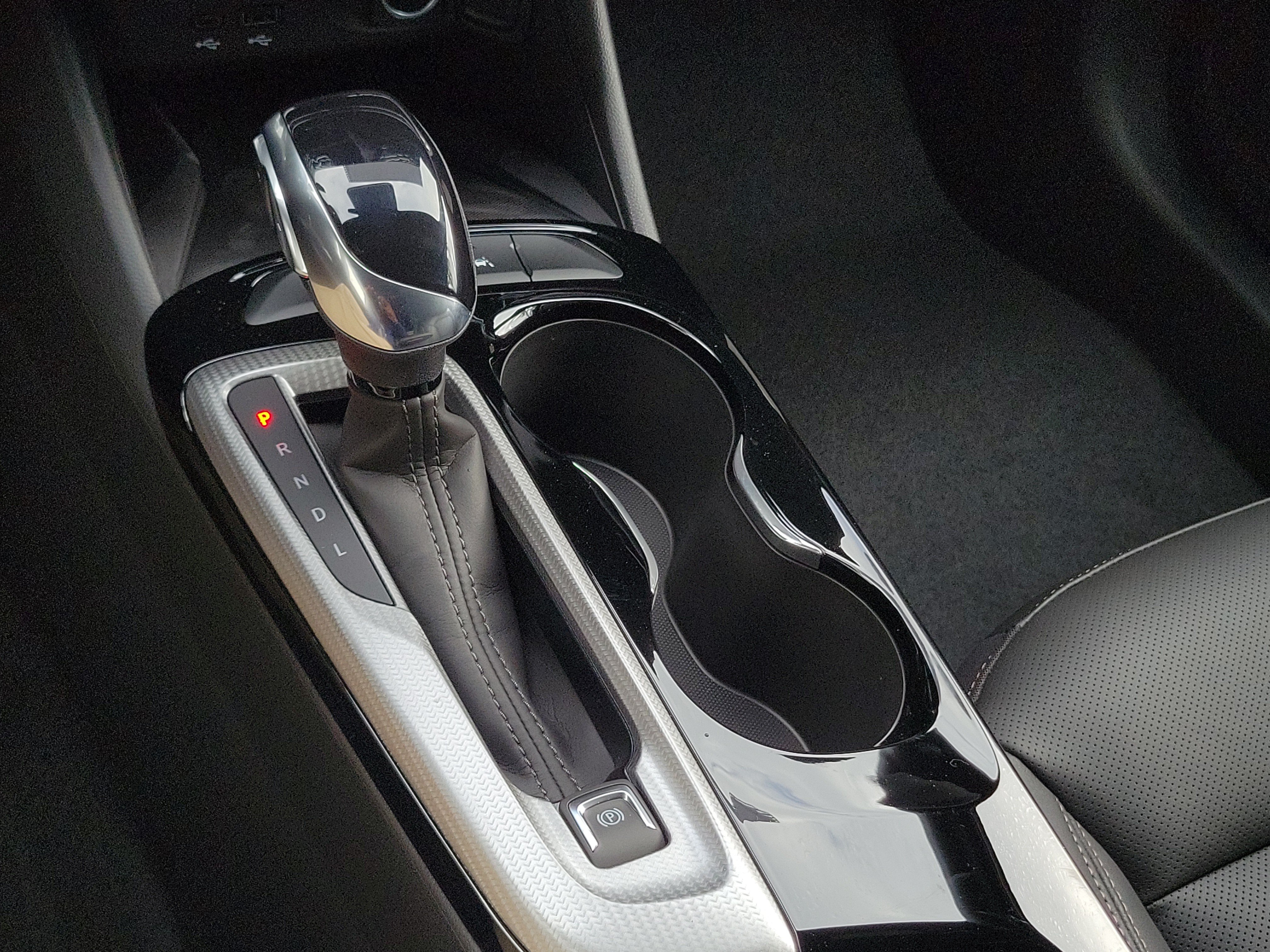 New 2026 Buick Envista Sport Touring FWD image 30