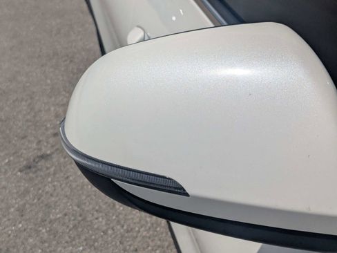 Used 2024 Kia Seltos EX FWD image 12