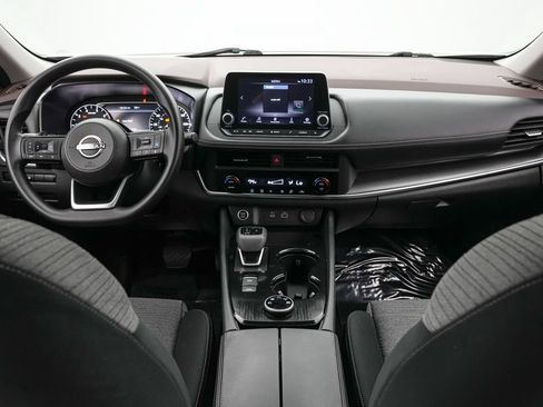 Used 2023 Nissan Rogue SV AWD/4WD image 14