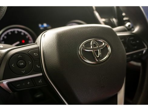 Used 2024 Toyota Camry LE FWD image 28