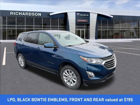 Used 2020 Chevrolet Equinox LT w/ Driver Convenience Package image 4