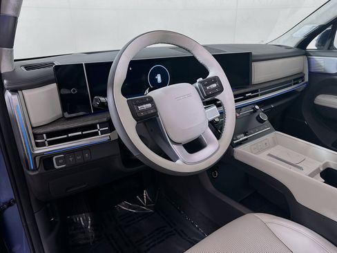 New 2026 Hyundai Santa Fe Calligraphy image 9