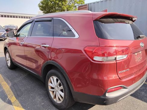 Used 2017 Kia Sorento FWD w/ LX Convenience Package image 5