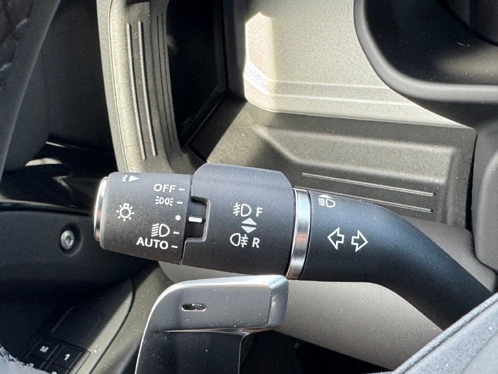 New 2026 Land Rover Defender 130 V8 AWD/4WD image 20