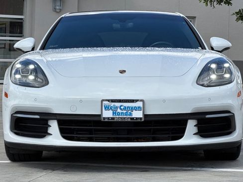 Used 2020 Porsche Panamera 4 w/ Premium Package Plus AWD/4WD image 11