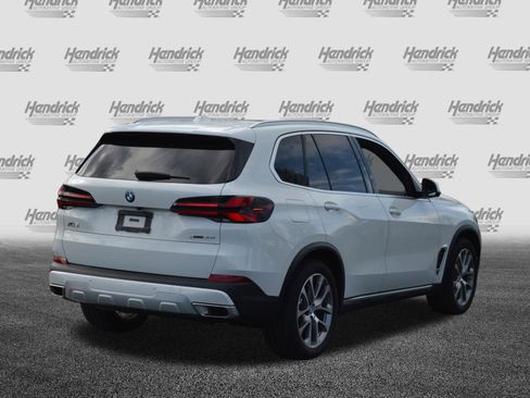 Certified 2024 BMW X5 xDrive40i w/ Premium Package image 11