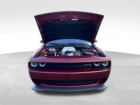 Used 2020 Dodge Challenger SRT Hellcat image 9