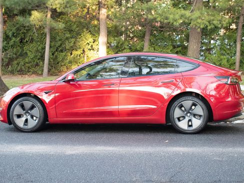 Used 2022 Tesla Model 3 Long Range image 4