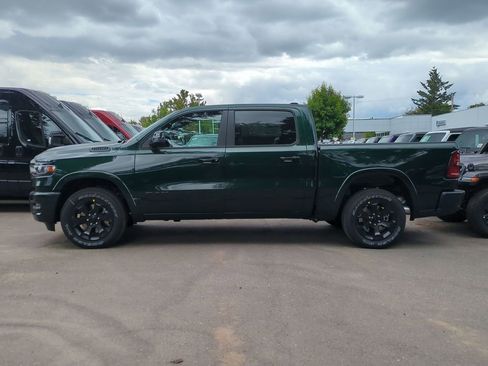 New 2026 RAM 1500 4x4 Crew Cab image 4