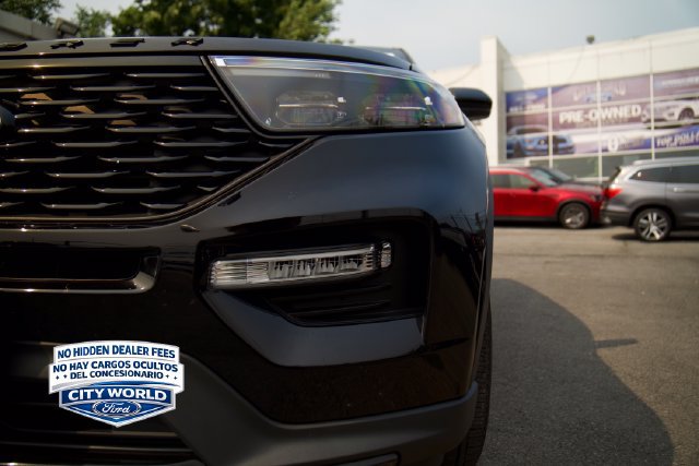 Certified 2023 Ford Explorer ST-Line w/ Class IV Trailer Tow Package AWD/4WD image 7