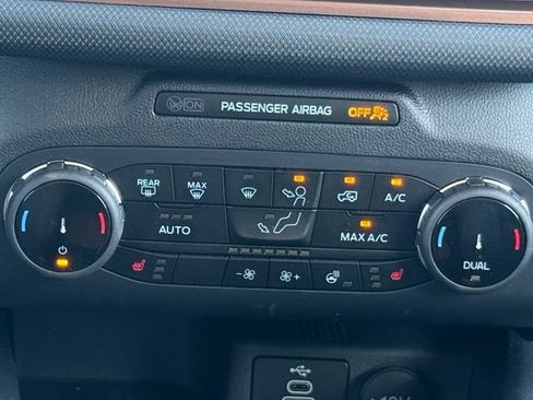 Certified 2024 Ford Bronco Sport Outer Banks w/ Tech Package AWD/4WD image 5
