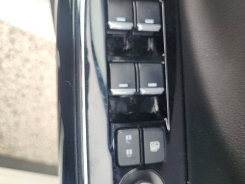 Used 2023 MAZDA CX-9 Touring Plus image 10