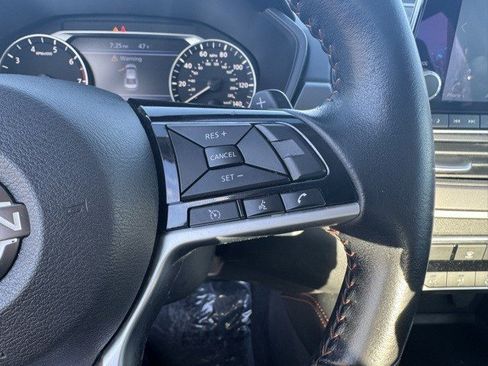 Used 2024 Nissan Altima 2.5 SR image 16