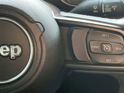 Used 2018 Jeep Wrangler Unlimited Sport S image 15