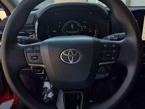 Certified 2025 Toyota Camry LE image 13