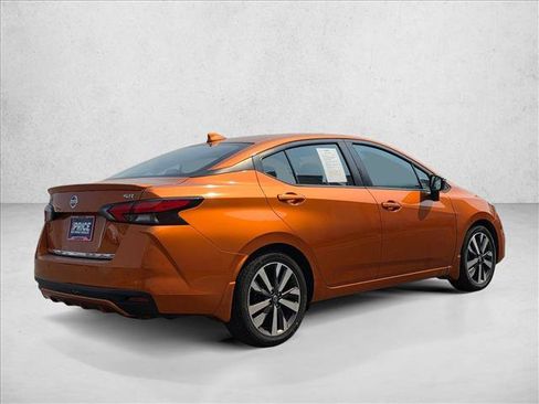 Used 2020 Nissan Versa SR w/ Convenience Package FWD image 5